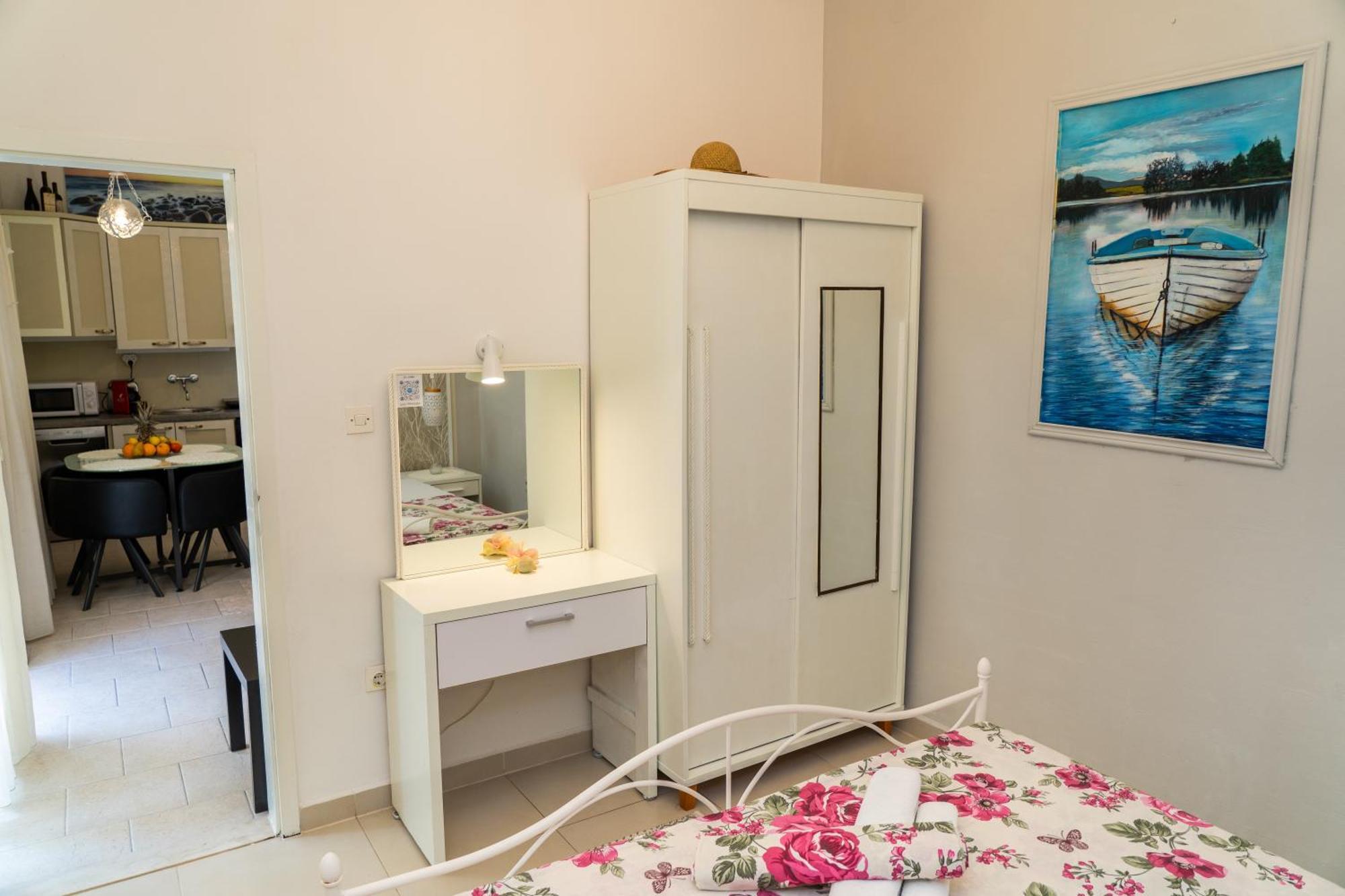 Apartmani Perko Трогир Екстериор снимка